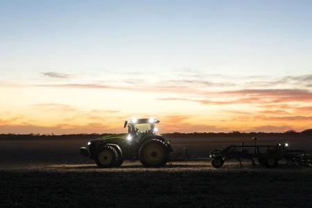 John Deere 8R 410 autonomer Traktor