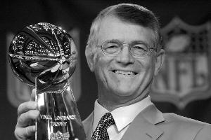 Ehemaliger Super-Bowl-Sieger Reeves verstorben