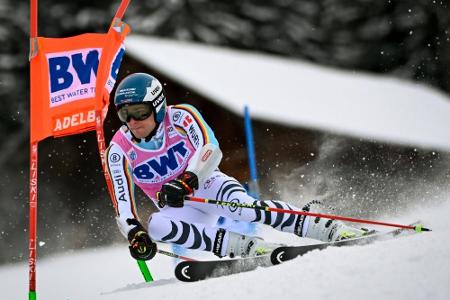 Riesenslalom in Adelboden: Odermatt führt, Schmid Neunter