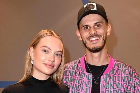 Cheyenne Ochsenknecht und ihr Nino haben sich verlobt.