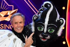 Das Stinktier wurde in der dritten Liveshow von "The Masked Singer" als Peter Kraus enttarnt.