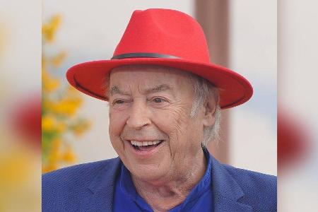 Schlagerstar Tony Marshall hat sich trotz Zweifach-Impfung mit Corona infiziert.