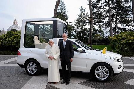 Mercedes M-Klasse Papst Benedict