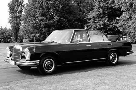 Mercedes S-Klasse als Papa-Mobil.