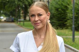 Jenny Elvers hat den Alltag als Pflegekraft hautnah miterlebt.