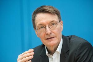 Lauterbach: Kimmichs Impfung hätte "enorme Symbolwirkung"