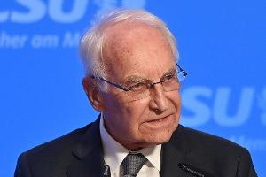 Edmund Stoiber hat sich trotz doppelter Impfung mit Corona infiziert.