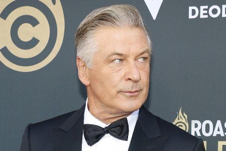 Alec Baldwin zeigt sich in den Ermittlungen zum 