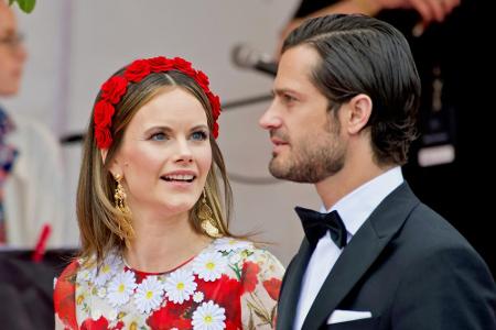 Das Royal-Paar Carl Philip von Schweden und Prinzessin Sofia wurde im November positiv auf das Coronavirus getestet. Das tei...
