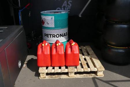 F1-Benzin - McLaren - Formel 1 - GP Mexiko - 4. November 2021