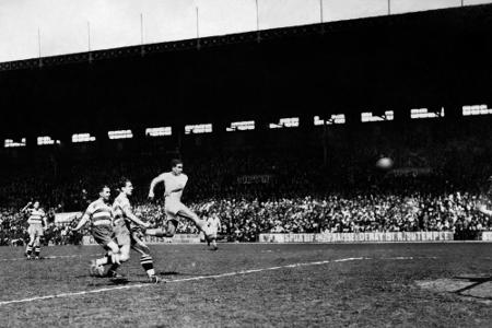 Das SID-Kalenderblatt am 30. November: Erstes Fußball-Länderspiel der Geschichte