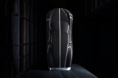 Bugatti Champagnerflasche Carbon La Bouteille Noire