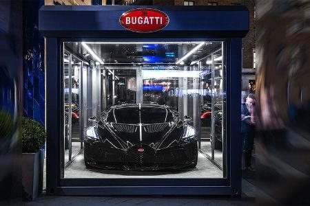 Bugatti Champagnerflasche Carbon La Bouteille Noire