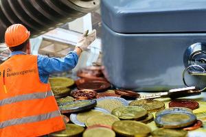 Schwarzbuch Steuergeld Verschwendung Collage Teuer