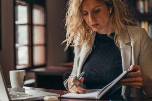 Wer früh genug plant, kann die Brückentage im kommenden Jahr voll ausnutzen.