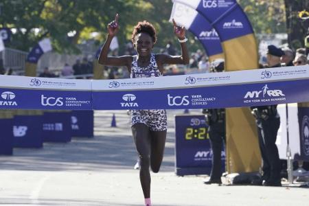 Jepchirchir und Korir gewinnen Marathon in New York