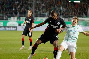 Frankfurt gelingt Befreiungsschlag, Fürth historisch schlecht