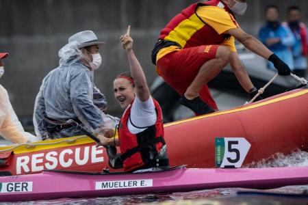 Empfang im Rathaus: Para-Kanutin Müller wird in Hamburg geehrt