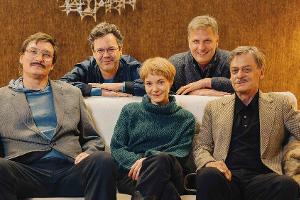 "German Crime Story: Gefesselt": Oliver Masucci, Florian Schwarz, Angelina Häntsch, Dietmar Güntsche und Sylvester Groth (v....