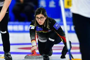 EM: Curlerinnen mit vier Siegen aus fünf Spielen - Männer verlieren zweimal
