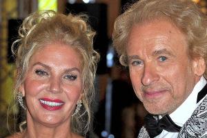 Thomas Gottschalk und Karina Mroß bestätigten ihre Beziehung Anfang 2019.