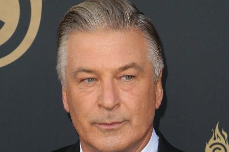 Alec Baldwin wurde erneut verklagt.