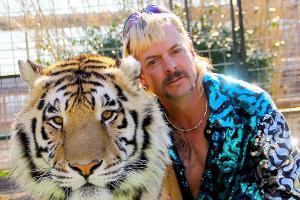 Der "Tiger King" Joe Exotic befindet sich seit 2019 selbst hinter Gittern.