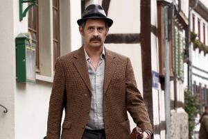 Moritz Bleibtreu in seiner Rolle als Konrad Kujau in "Faking Hitler".