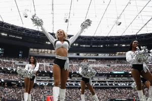 Das SID-Kalenderblatt am 2. November: Erstes Footballspiel mit Cheerleadern