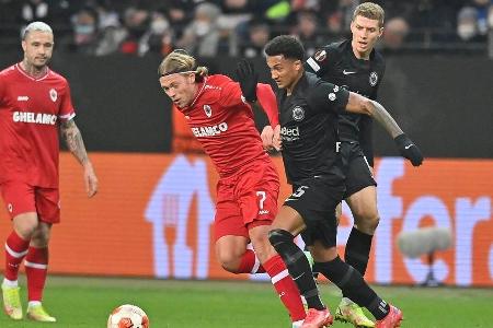 Achtelfinal-Entscheidung vertagt! Gegen Royal Antwerpen rettete Eintracht Frankfurt am Donnerstagabend ein Last-Minute-Unent...