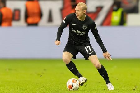 Erhielt noch einen Kurz-Einsatz und freute sich mit den Kollegen über den Last-Minute-Ausgleich.