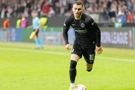 Erst in der Nachspielzeit fand eine Flanke des Serben in Paciência einen Abnehmer - und gleich klingelte es. Zuvor war es ei...