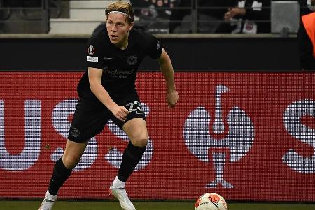 Wuselte auf dem Flügel, brachte aber keine zwingende Torraumszene zustande. Ein Joker-Einsatz ohne Wirkung des Norwegers.