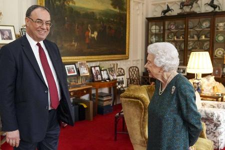 Queen Elizabeth II. hat den Leiter der britischen Zentralband empfangen.
