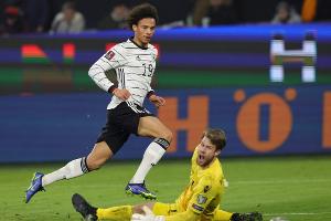 "Das ist schon beeindruckend": Flick schwärmt von Doppelpacker Sane