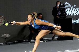 WTA Finals: Auftaktpleite für topgesetzte Sabalenka