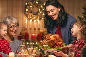 Auf den weihnachtlichen Festschmaus freuen sich Familien das ganze Jahr.