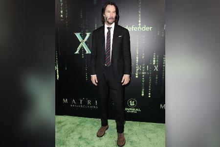 Keanu Reeves erschien klassisch im schwarzen Anzug in San Francisco.