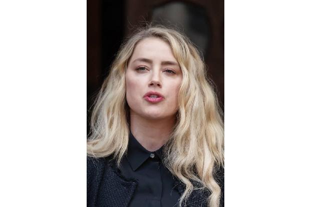 Amber Heard hatte ihre Babypläne lange geheim gehalten, doch am 2. Juli. verkündete sie, dass sie bereits im April Mutter ei...