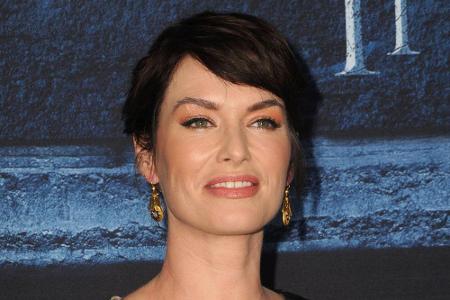 Schauspielerin Lena Headey ist privat dunkelhaarig. Diese klare Abgrenzung zu ihrer Rolle kann sicher nicht schaden. Staffel...