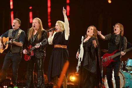 In den 90er-Jahren konnte sich die Kelly Family kaum vorm Ansturm auf ihre Konzerte retten. Zwei Jahrzehnte später haben vie...