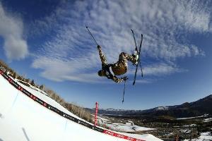 Ski-Freestyle: Weiß qualifiziert sich für Olympia