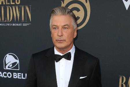 Alec Baldwin hat sich in einem ersten TV-Interview Fragen zum Todesfall am 