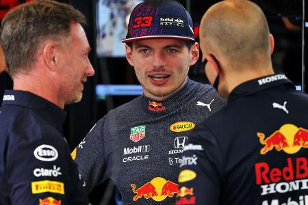 Christian Horner - Max Verstappen - Red Bull - Formel 1 - GP Abu Dhabi - 10. Dezember 2021