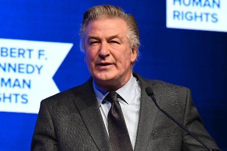 Alec Baldwin hat sich in New York City in der Öffentlichkeit gezeigt.