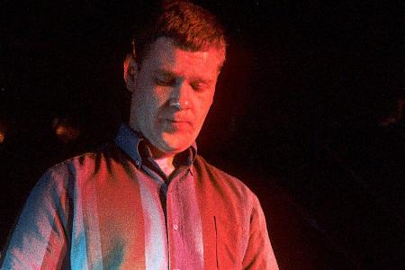 Steve Bronski bei einem Auftritt in London.