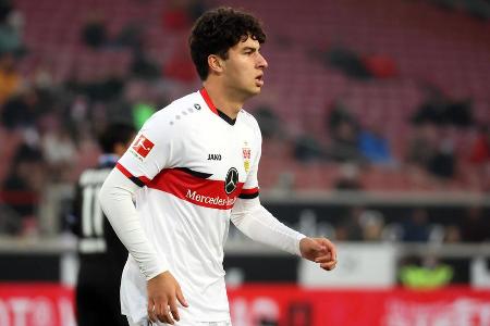 Rückte ins zentrale Mittelfeld, als das Spiel längst entschieden war. Leistete nicht mehr allzu viel Widerstand.