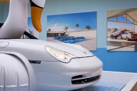 Porsche 996 Swan Schwan Kunstwerk Chris Labrooy
