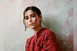 Lena wird einen ihrer neuen Songs vorstellen.