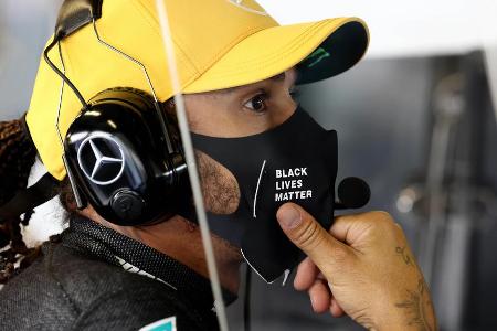Mit sieben WM-Titeln gehört Lewis Hamilton zu den besten Rennfahrern aller Zeiten. Doch auch abseits der Strecke sorgt der B...